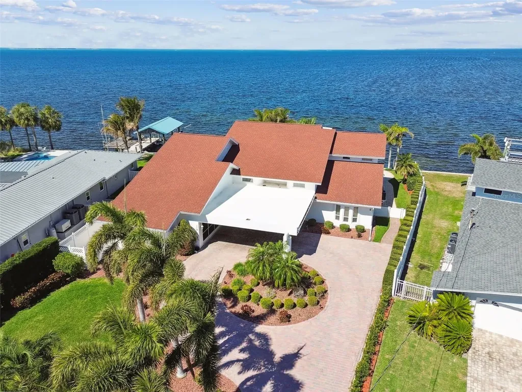 119 Carlyle Circle Palm Harbor FL 34683