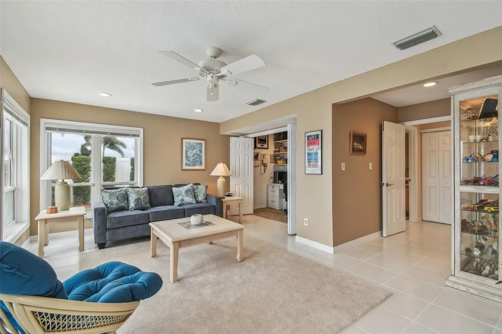 119 Carlyle Circle Palm Harbor FL 34683