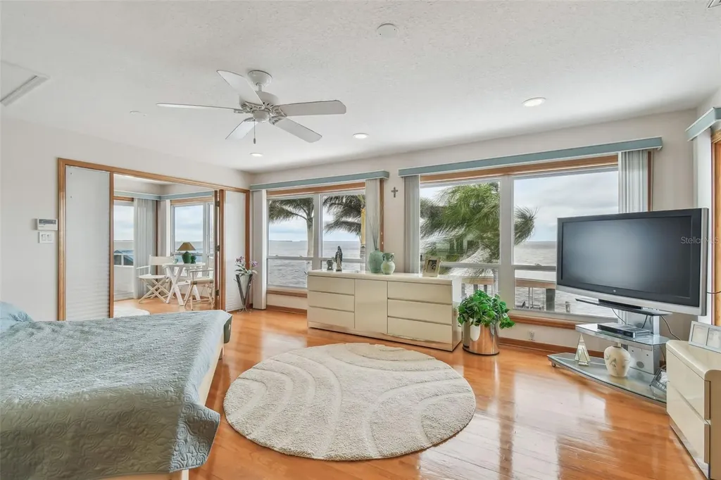 119 Carlyle Circle Palm Harbor FL 34683