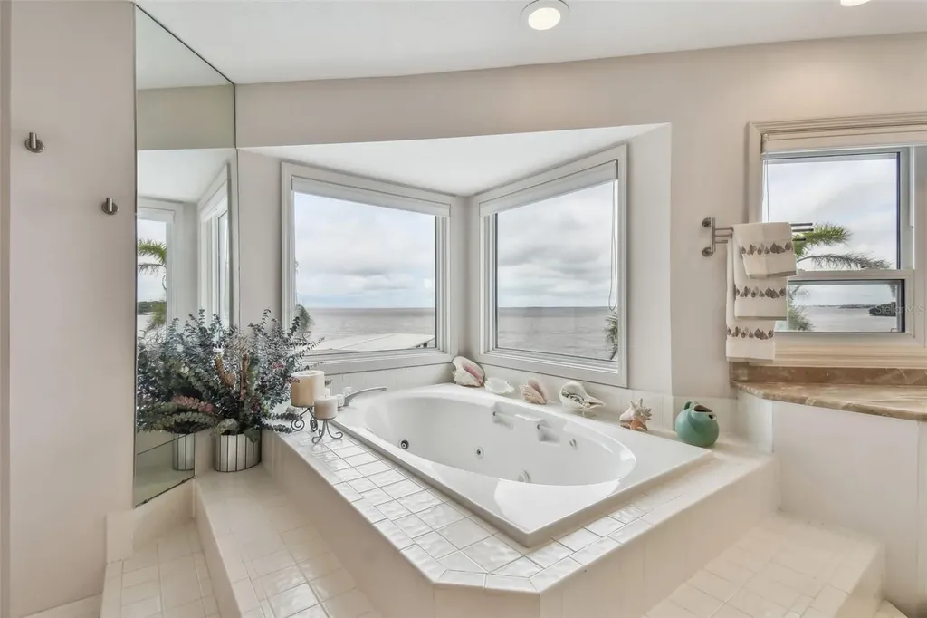 119 Carlyle Circle Palm Harbor FL 34683