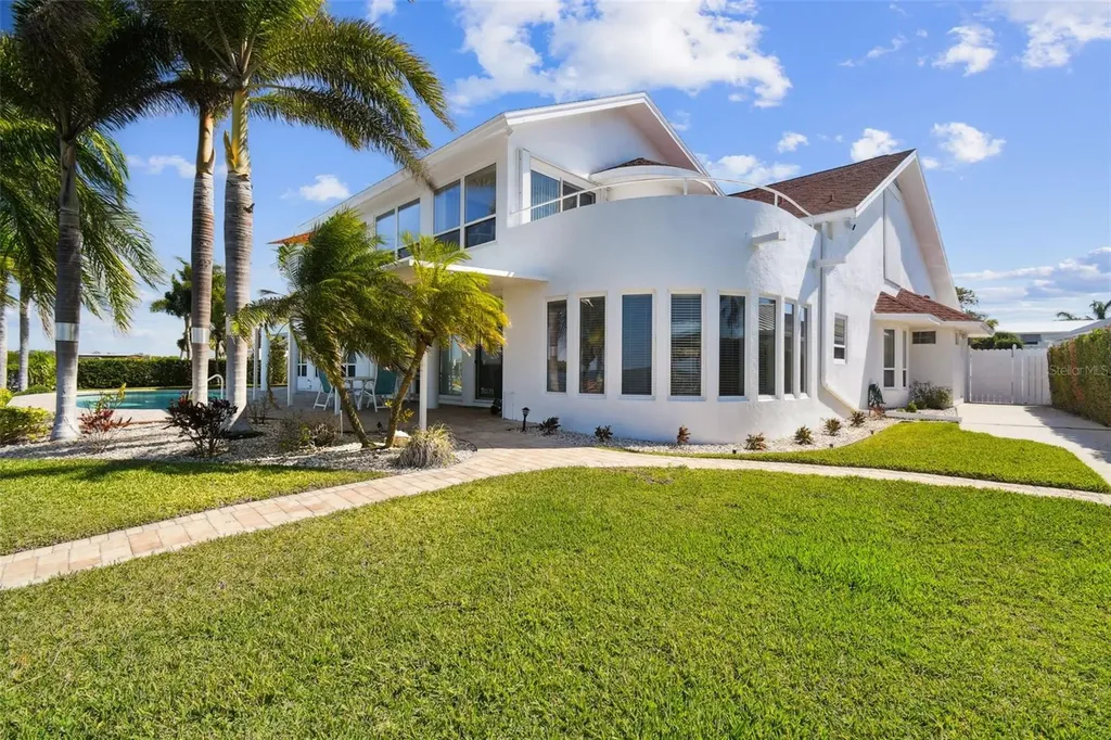 119 Carlyle Circle Palm Harbor FL 34683