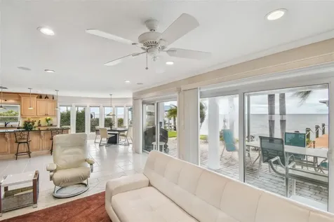 119 Carlyle Circle Palm Harbor FL 34683