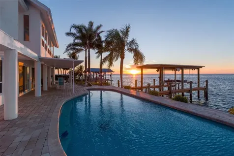 119 Carlyle Circle Palm Harbor FL 34683