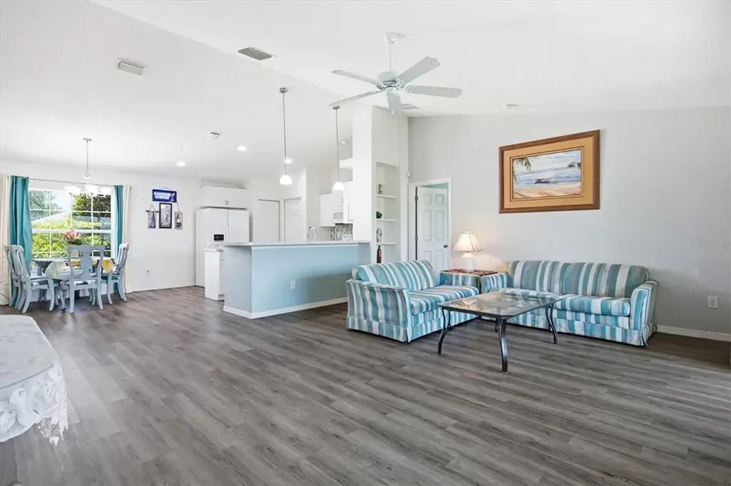 3215 55th Street E Palmetto FL 34221