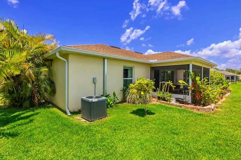 3215 55th Street E Palmetto FL 34221
