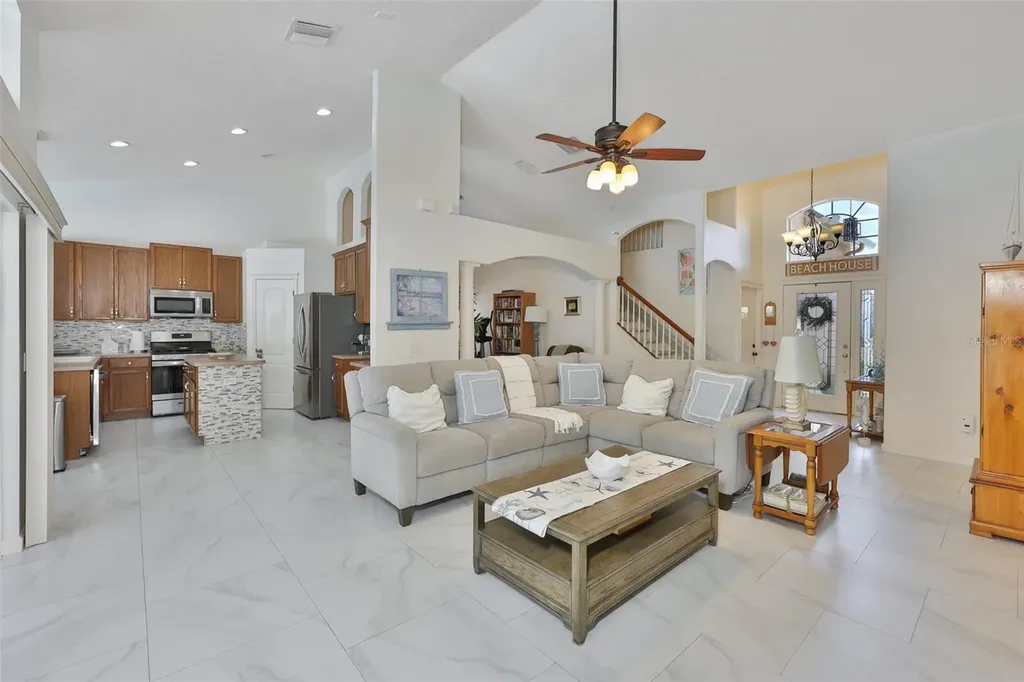 7613 Nottinghill Sky Drive Apollo Beach FL 33572