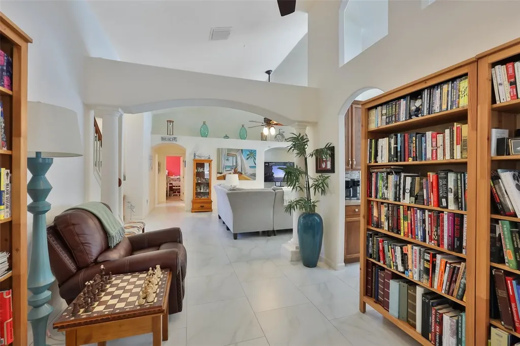 7613 Nottinghill Sky Drive Apollo Beach FL 33572