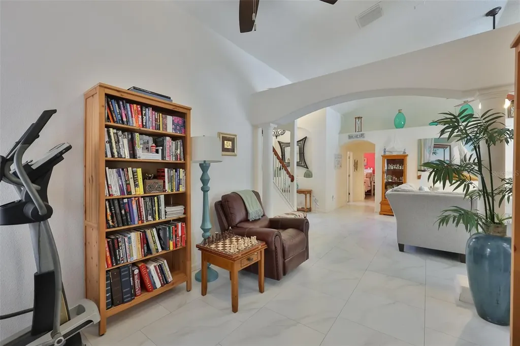 7613 Nottinghill Sky Drive Apollo Beach FL 33572