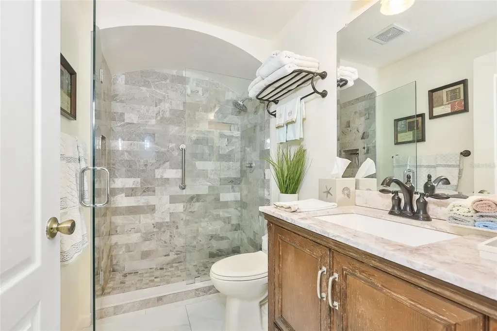 7613 Nottinghill Sky Drive Apollo Beach FL 33572