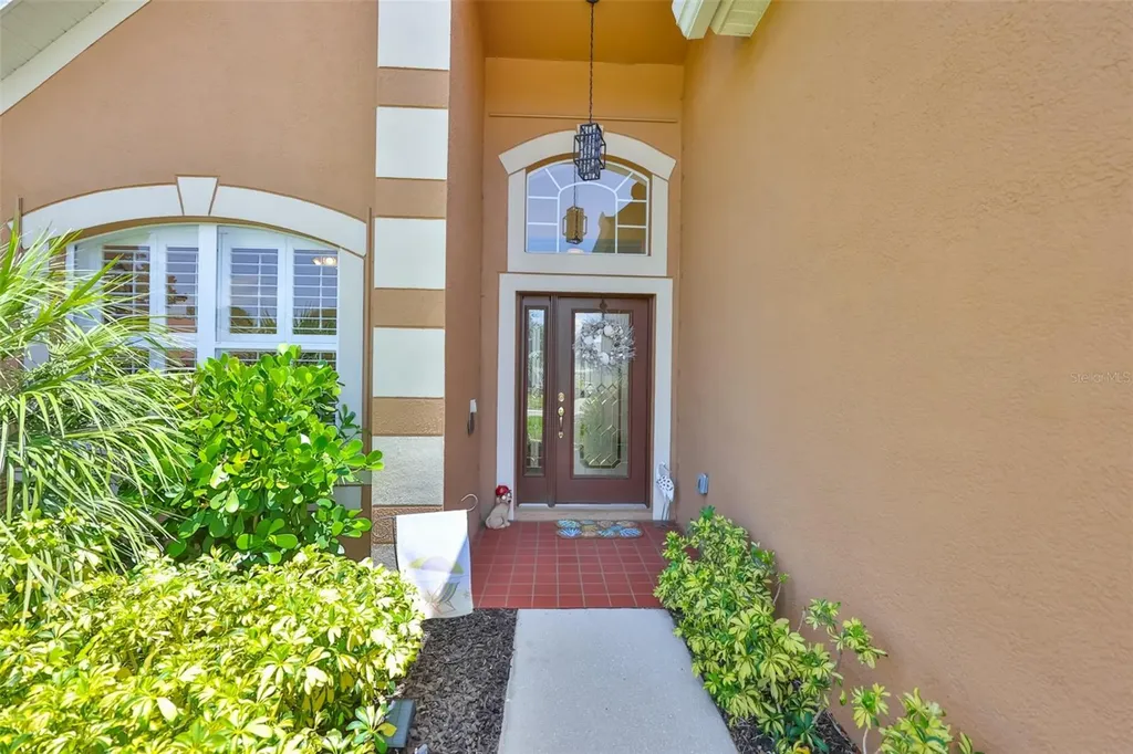 7613 Nottinghill Sky Drive Apollo Beach FL 33572