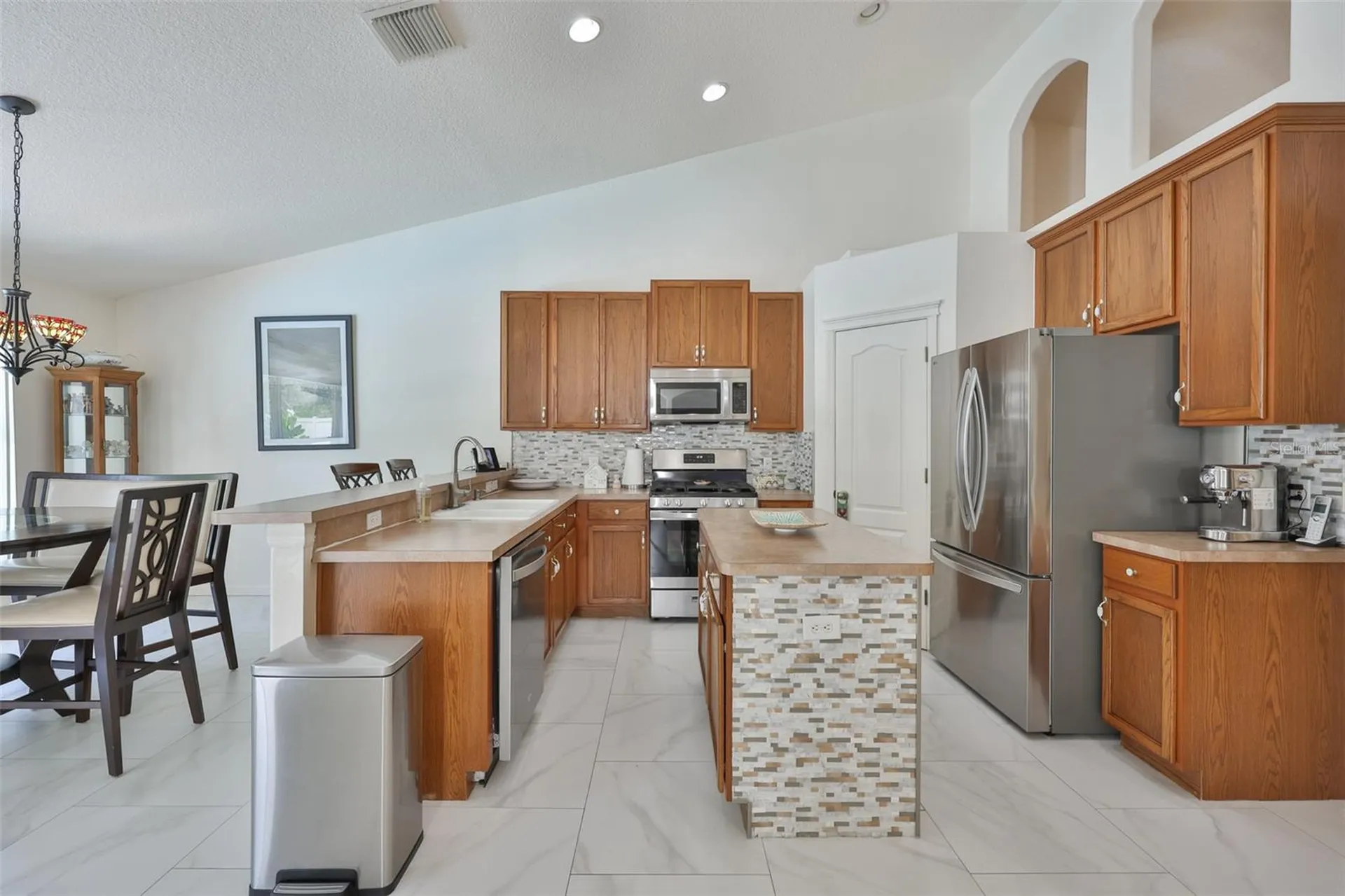 7613 Nottinghill Sky Drive Apollo Beach FL 33572