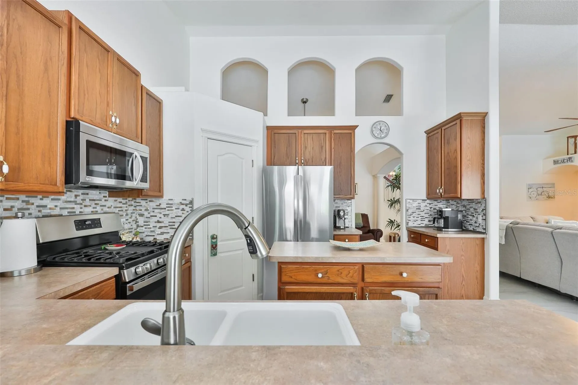 7613 Nottinghill Sky Drive Apollo Beach FL 33572