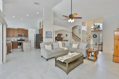 7613 Nottinghill Sky Drive Apollo Beach FL 33572