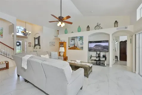 7613 Nottinghill Sky Drive Apollo Beach FL 33572