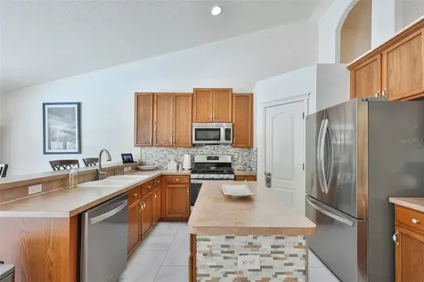 7613 Nottinghill Sky Drive Apollo Beach FL 33572