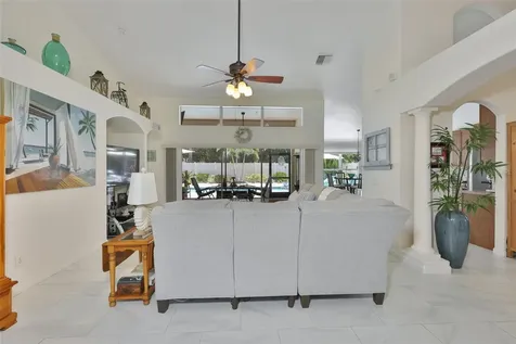 7613 Nottinghill Sky Drive Apollo Beach FL 33572