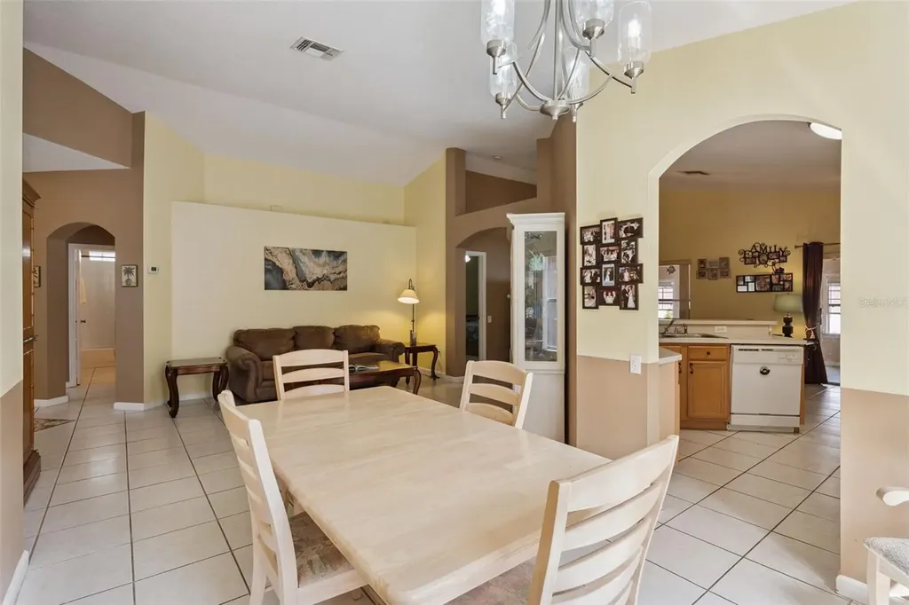 3136 Cranes Cove Loop Kissimmee FL 34741