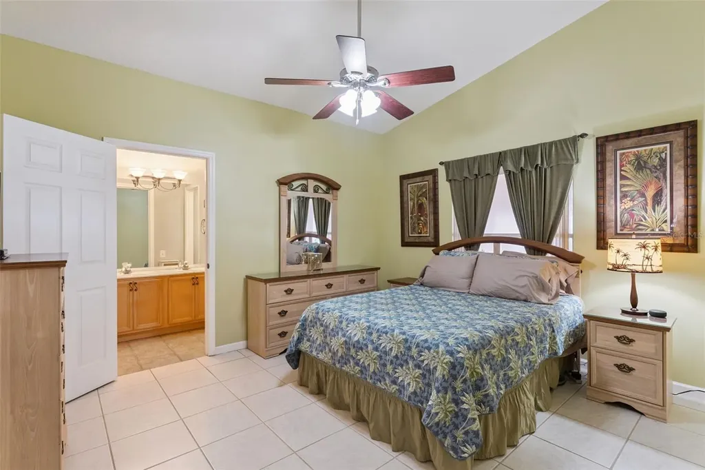 3136 Cranes Cove Loop Kissimmee FL 34741