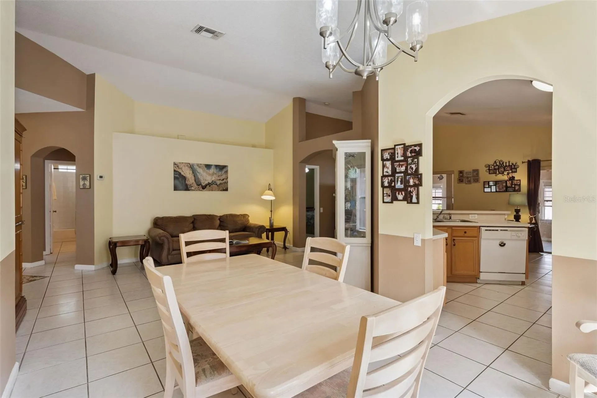 3136 Cranes Cove Loop Kissimmee FL 34741