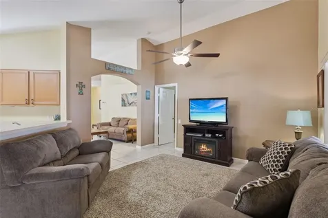 3136 Cranes Cove Loop Kissimmee FL 34741