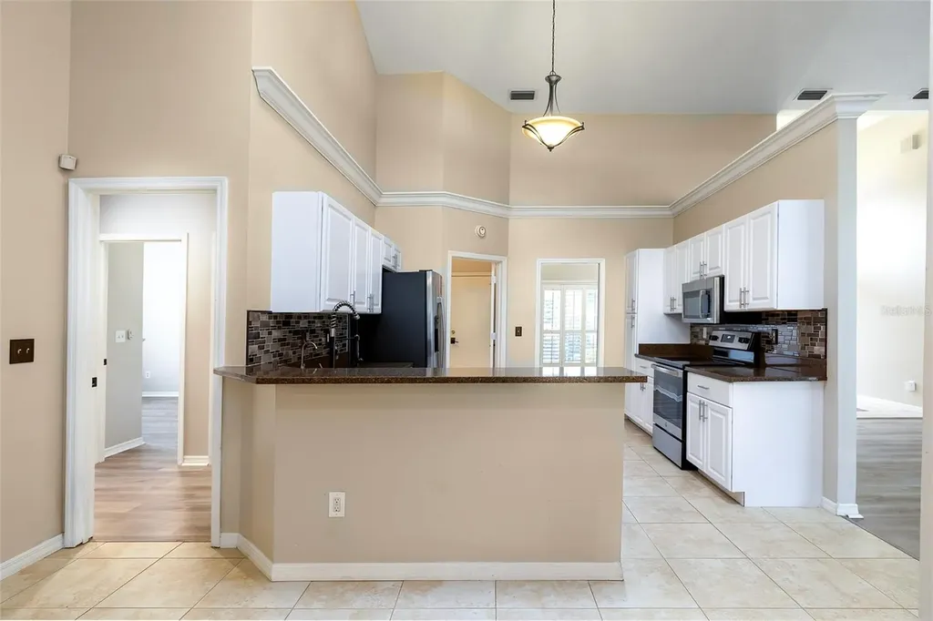 1058 Almond Tree Circle Orlando FL 32835
