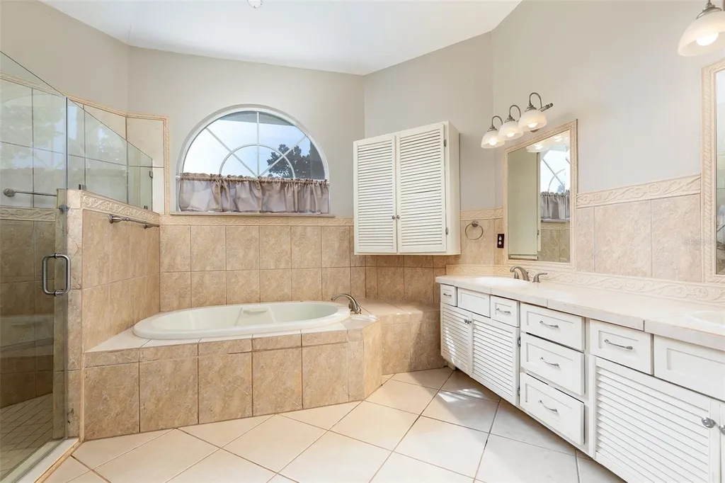 1058 Almond Tree Circle Orlando FL 32835