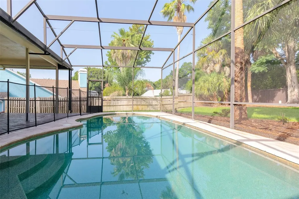 1058 Almond Tree Circle Orlando FL 32835