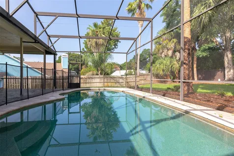 1058 Almond Tree Circle Orlando FL 32835