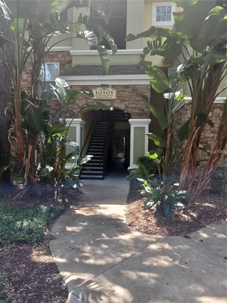 10101 Courtney Palms Boulevard Tampa FL 33619
