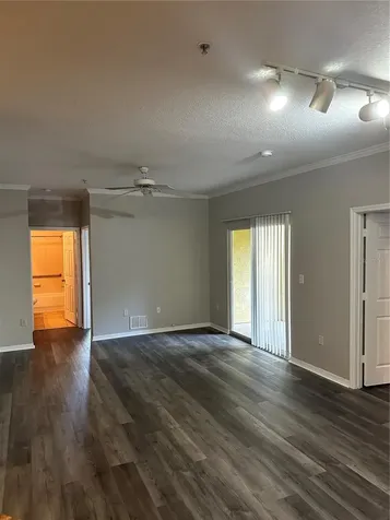 10101 Courtney Palms Boulevard Tampa FL 33619