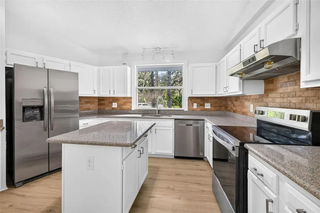 4586 S Flambeau Loop Homosassa FL 34448