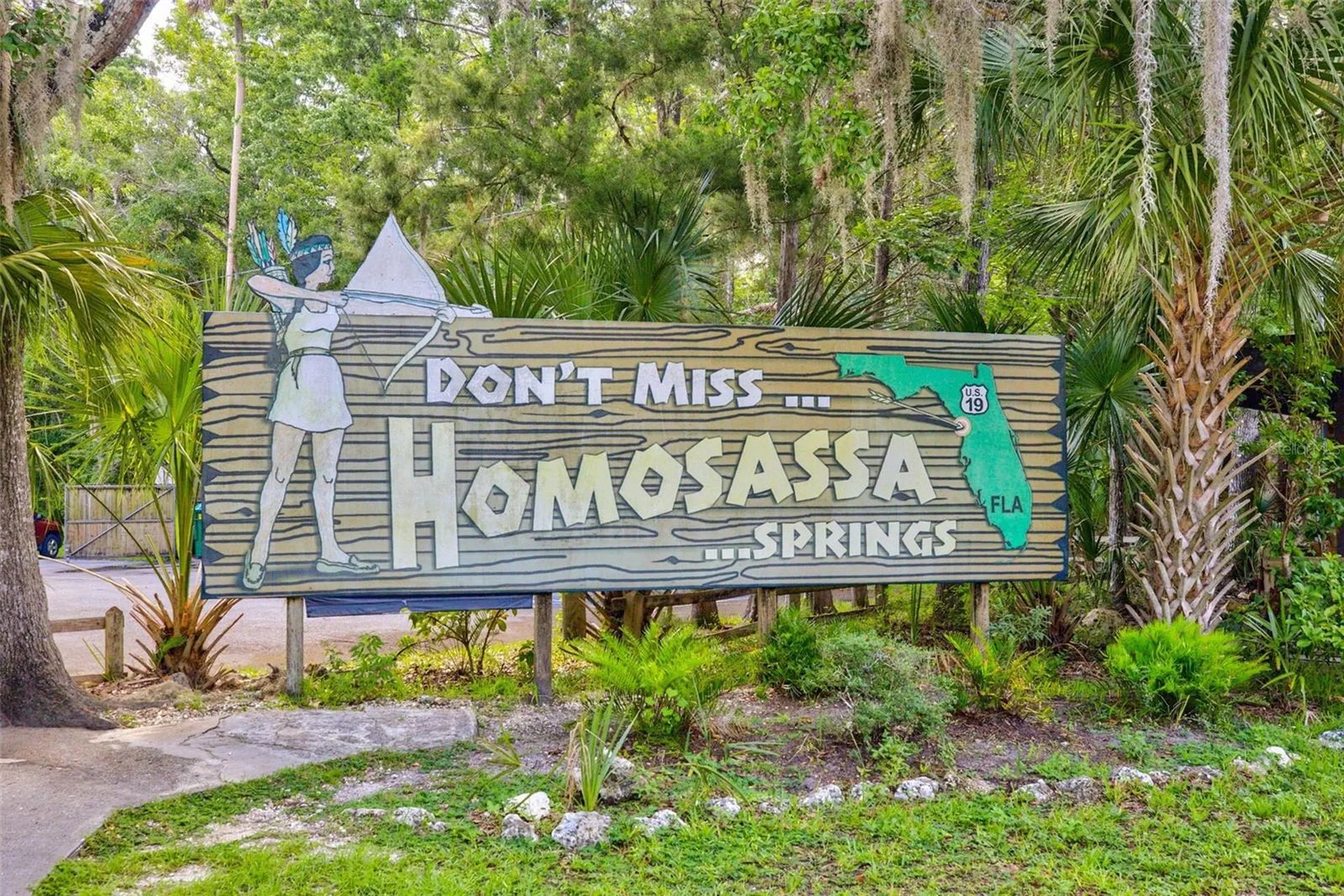 4586 S Flambeau Loop Homosassa FL 34448