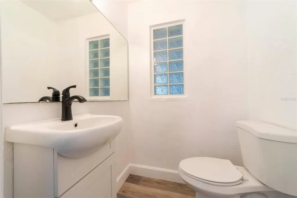 9 Palmira Road Debary FL 32713