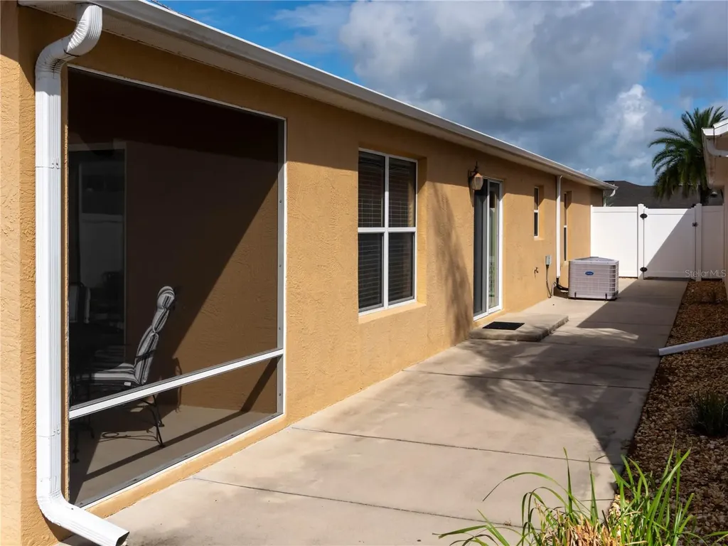 2453 Violet Court The Villages FL 32162