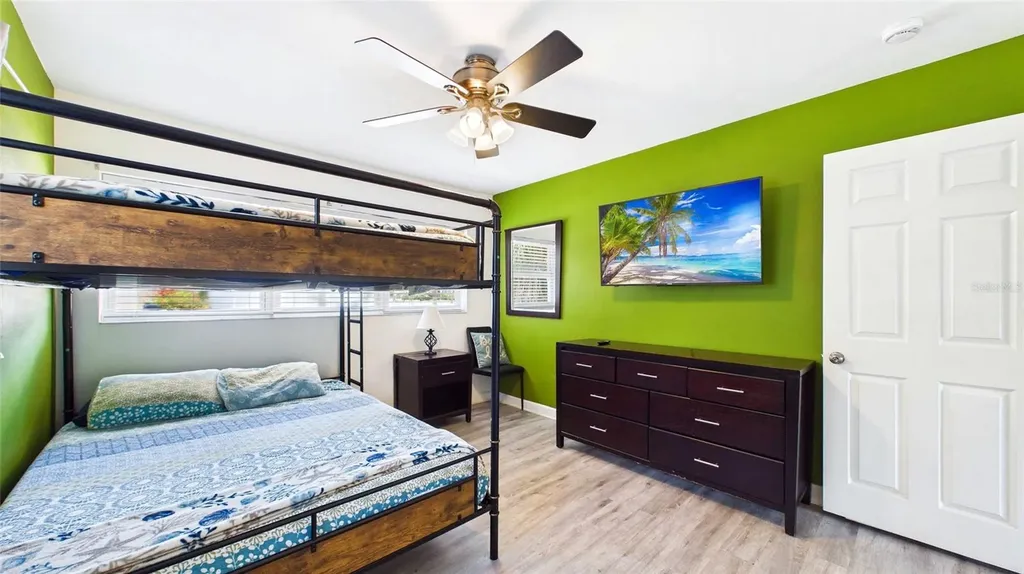 6400 Pelican Drive S St Petersburg FL 33707