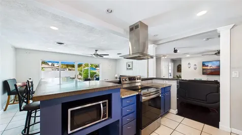 6400 Pelican Drive S St Petersburg FL 33707