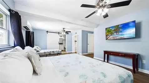 6400 Pelican Drive S St Petersburg FL 33707