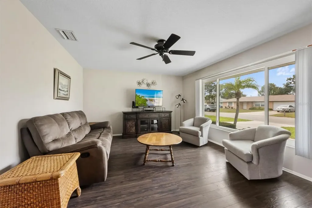 3512 21st Avenue W Bradenton FL 34205