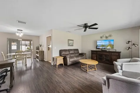 3512 21st Avenue W Bradenton FL 34205
