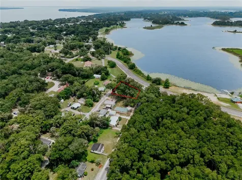 720 Huntington Road Crescent City FL 32112