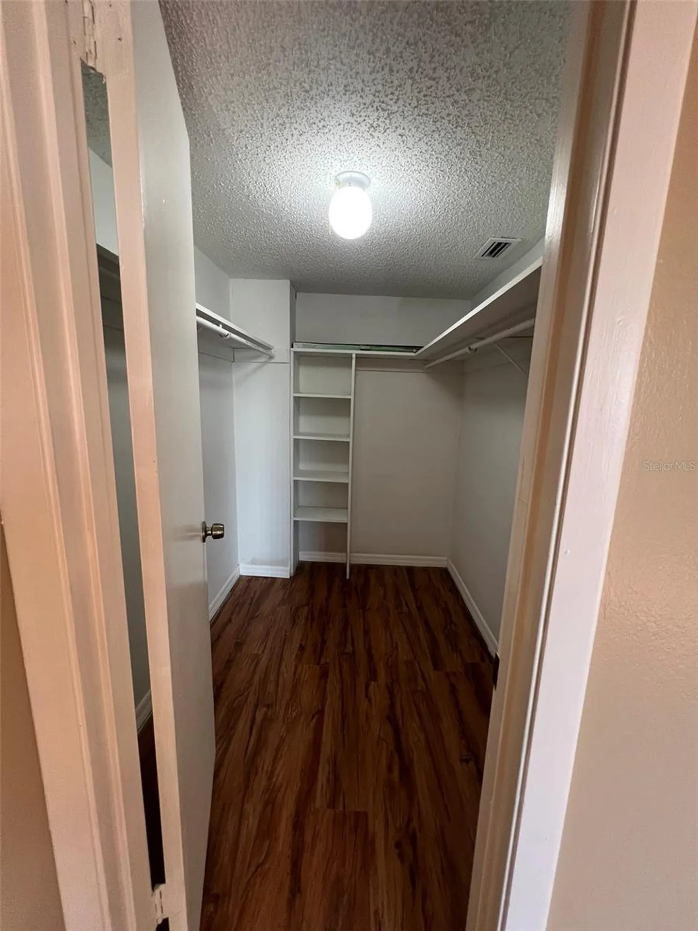 618 Orange Drive Altamonte Springs FL 32701
