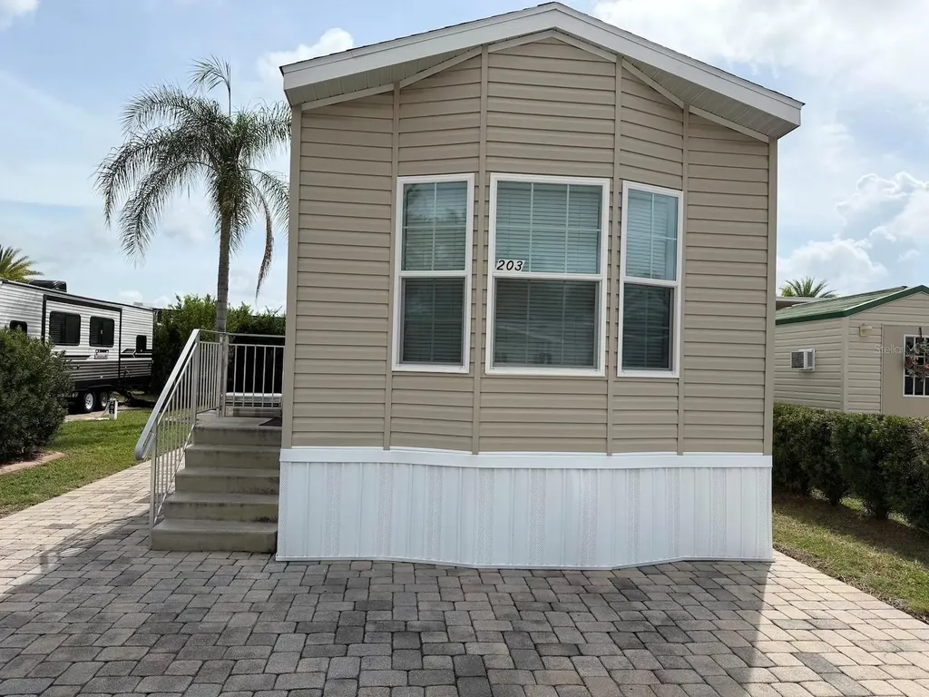 2414 Limewood Avenue Clermont FL 34714