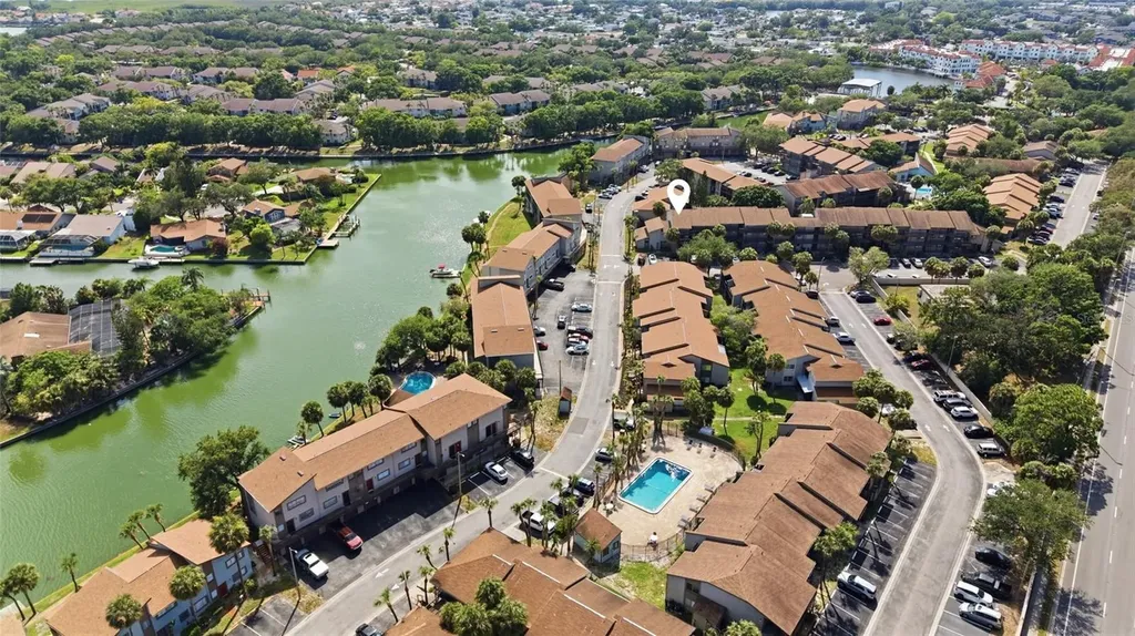 6336 Newtown Circle Tampa FL 33615