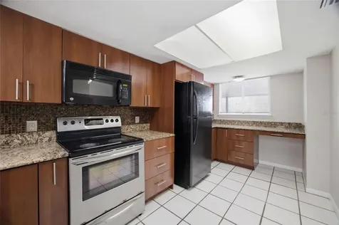 6336 Newtown Circle Tampa FL 33615
