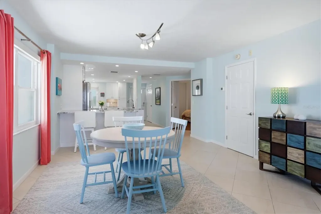 20 Whispering Sands Drive Sarasota FL 34242