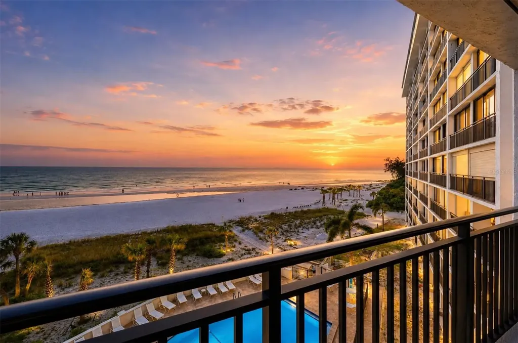 20 Whispering Sands Drive Sarasota FL 34242