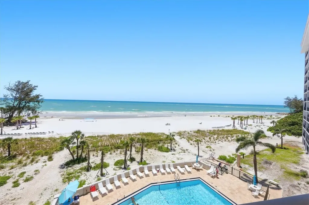 20 Whispering Sands Drive Sarasota FL 34242