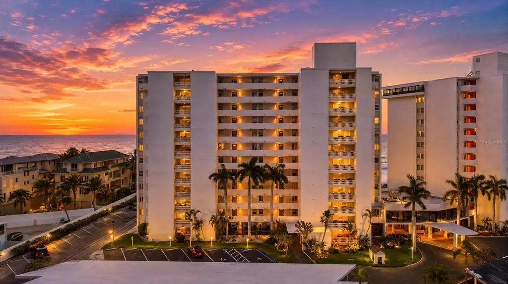 20 Whispering Sands Drive Sarasota FL 34242