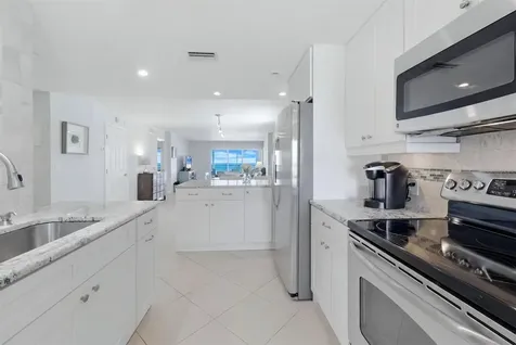 20 Whispering Sands Drive Sarasota FL 34242