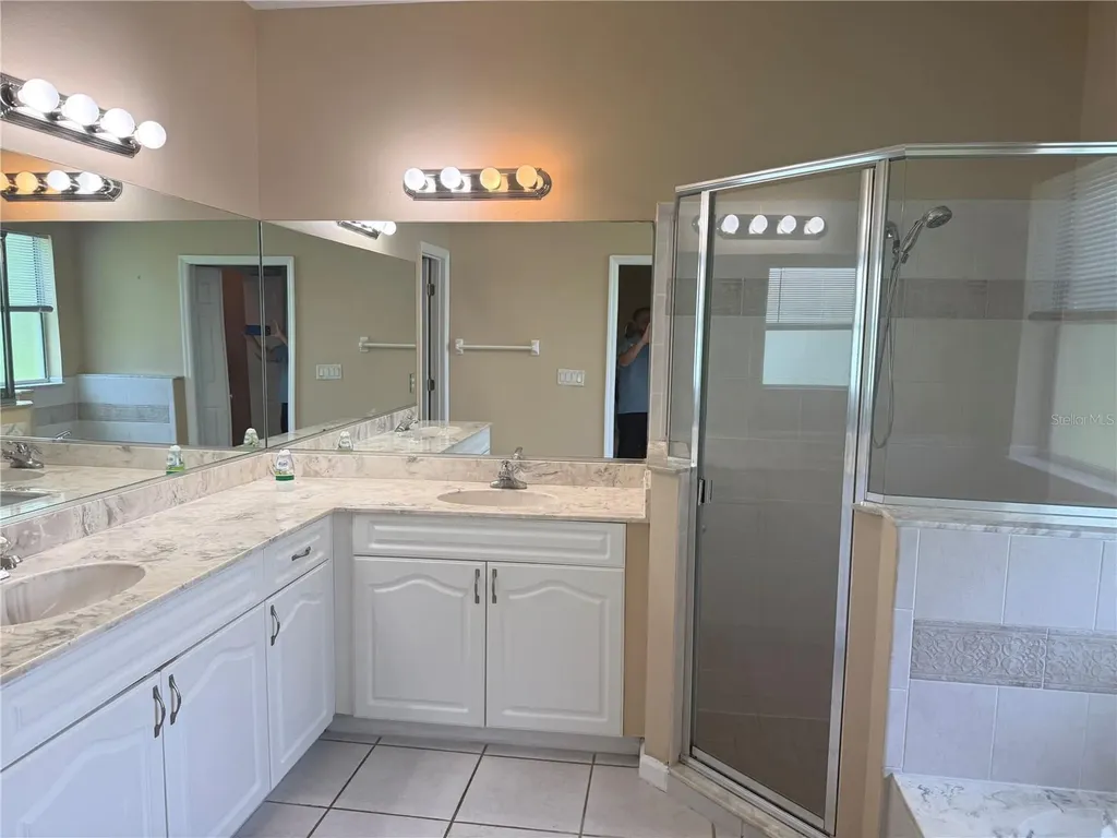 18 Poinbury Drive Palm Coast FL 32164